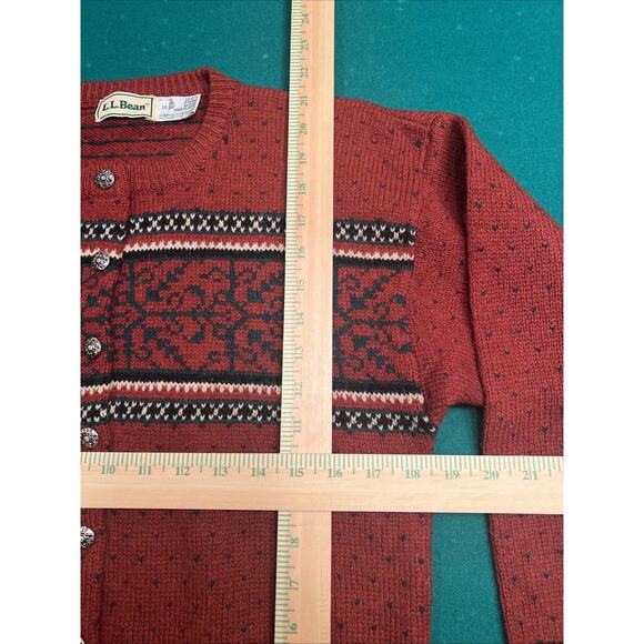 L.L. Bean Red, Green, & Black 100% Pure Wool Shetland Women's Nordic Cardigan SM - Picture 3 of 8